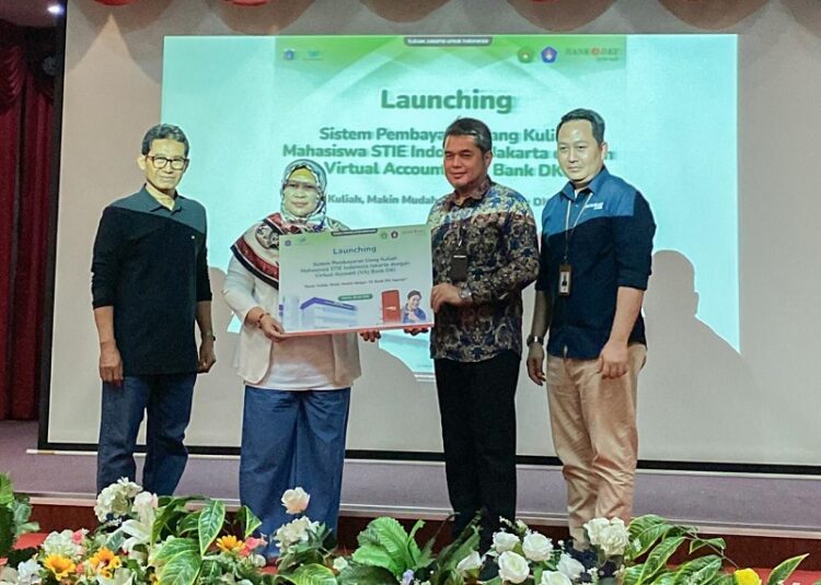 : Perluasan Produk Perbankan Syariah Bank DKI di Dunia Pendidikan, Bank DKI Tandatangani Nota Kesepahaman Bersama Yayasan Pendidikan Fatahillah Jakarta.