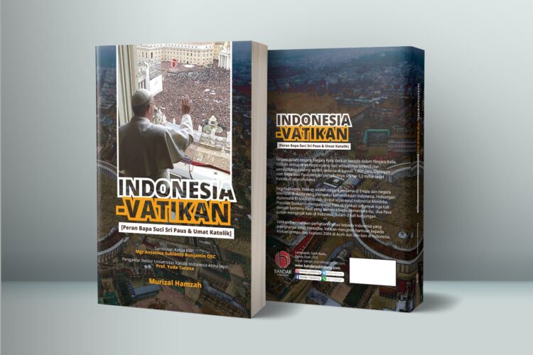 Penulis berharap  buku ini bisa diterima langsung oleh Bapak Suci Paus di Jakarta.