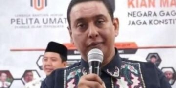 Azam Khan: Kisruh Demo Rakyat Akibat “Begal” Konstitusi Oleh DPR